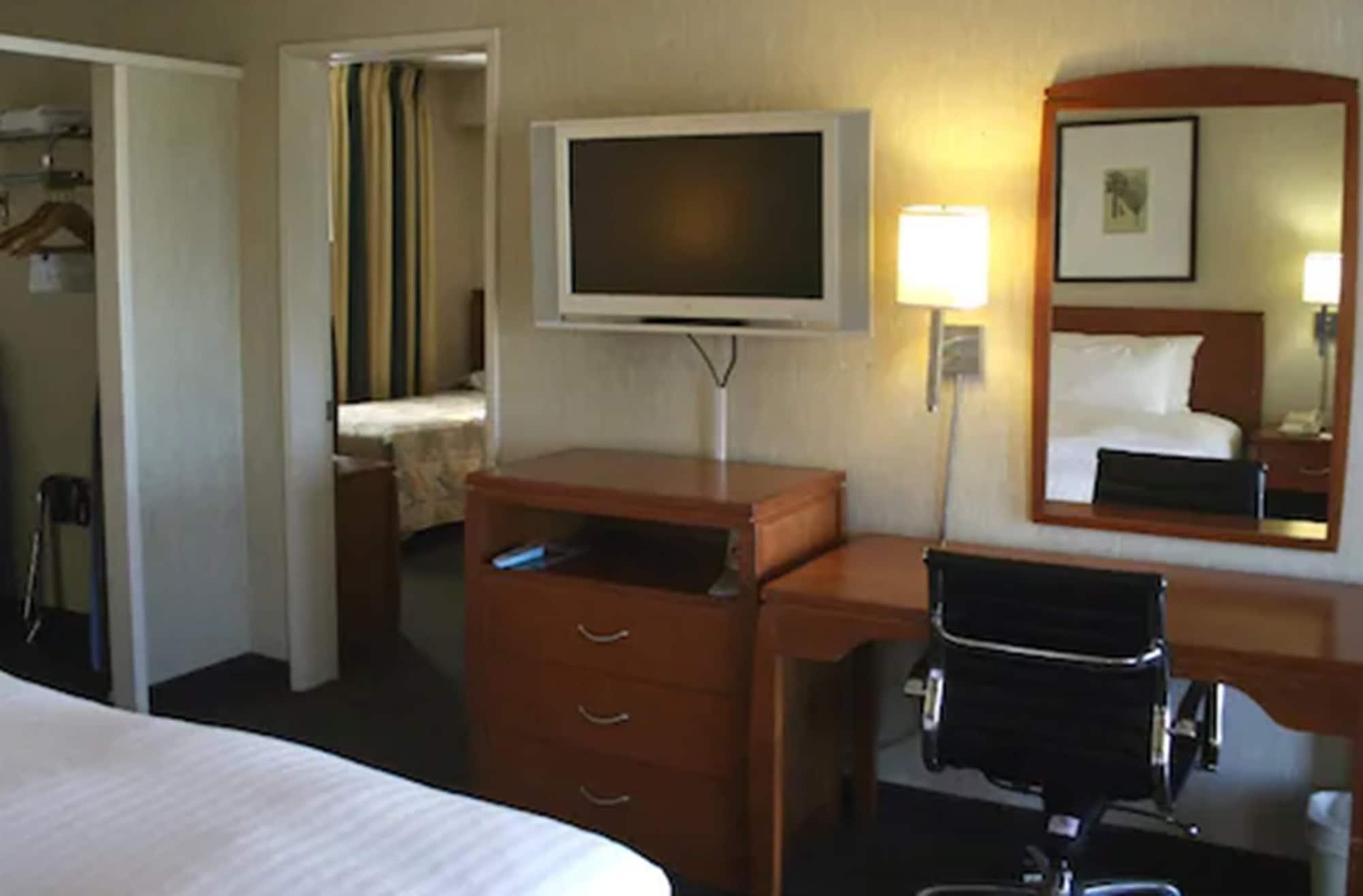 Vagabond Inn Los Angeles At Usc Экстерьер фото